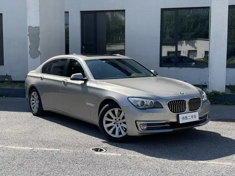 BMW 7 730 Li — фото 2