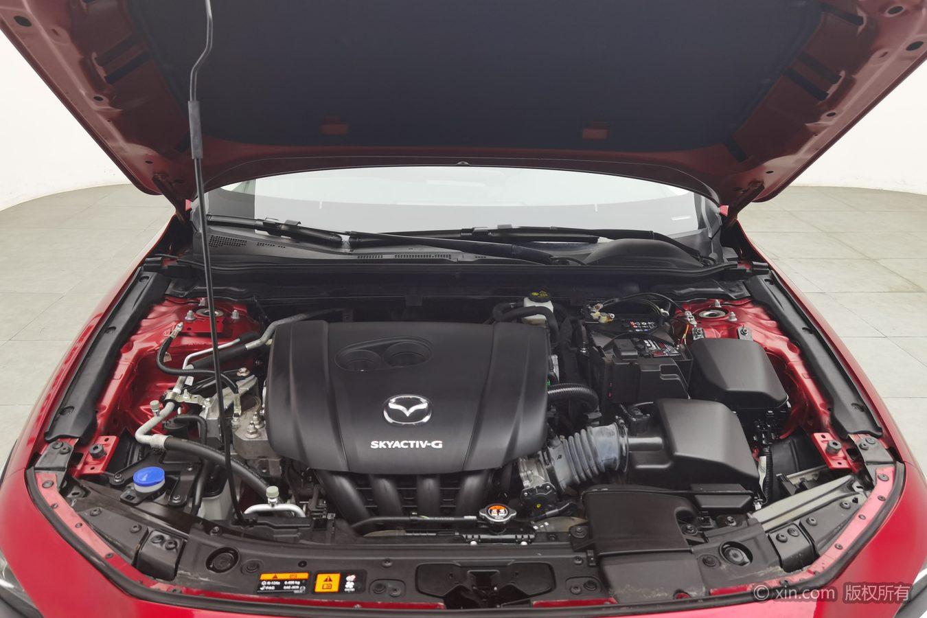 Mazda Mazda3 3 2020 2.0L AT