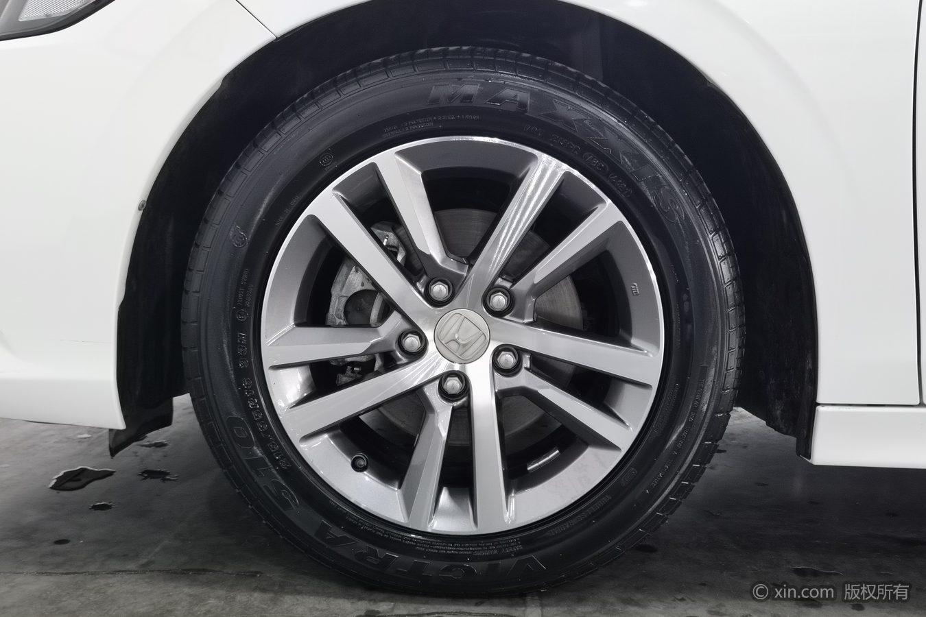Honda Civic id 4454475 из Китая 16