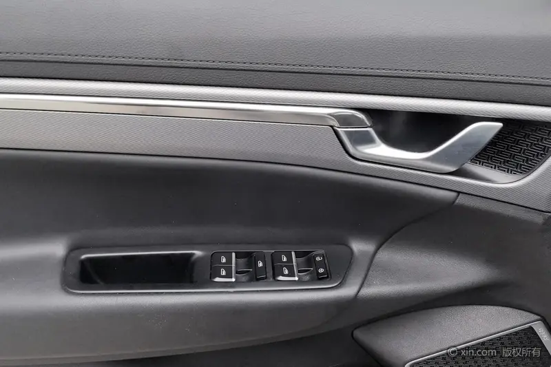 Geely Emgrand GS — фото 18