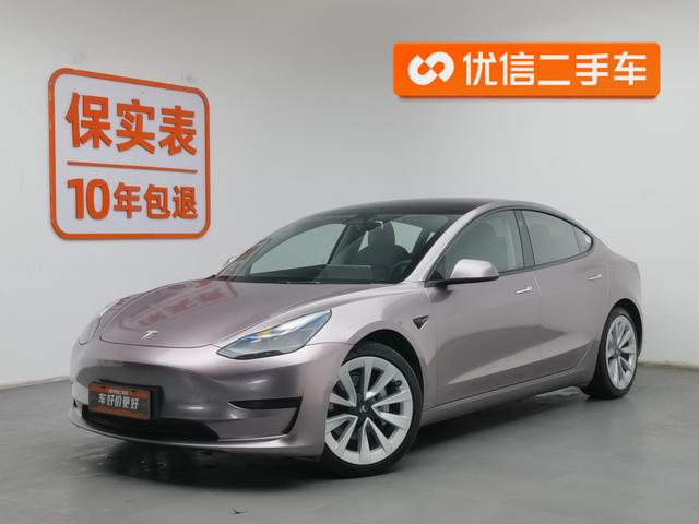 Tesla Model 3 2022 года выпуска