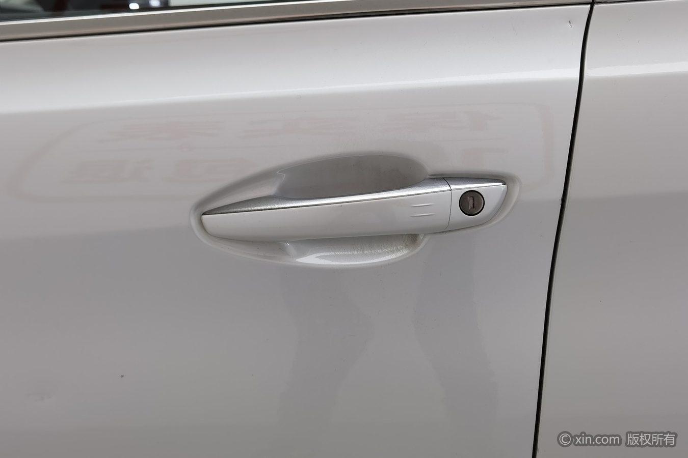 Peugeot 408 2014 1.6T AT Luxury
