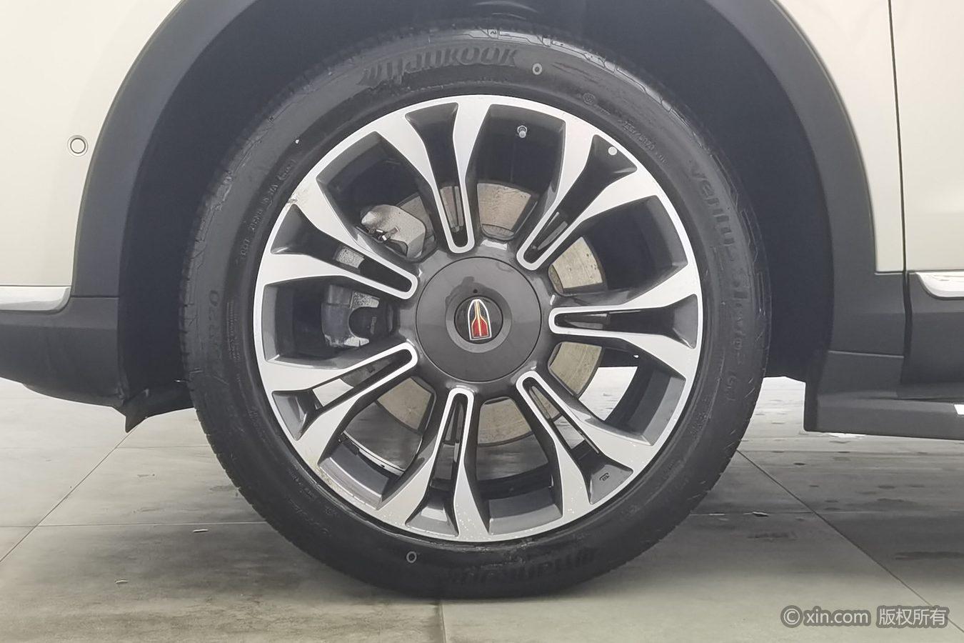 Hongqi HS5 2019 2.0T