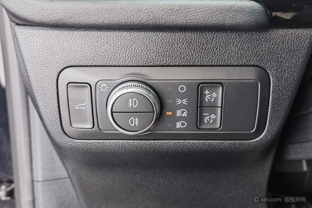 Ford Escape 2019 Eco Boost 245 4 WD — фото 16