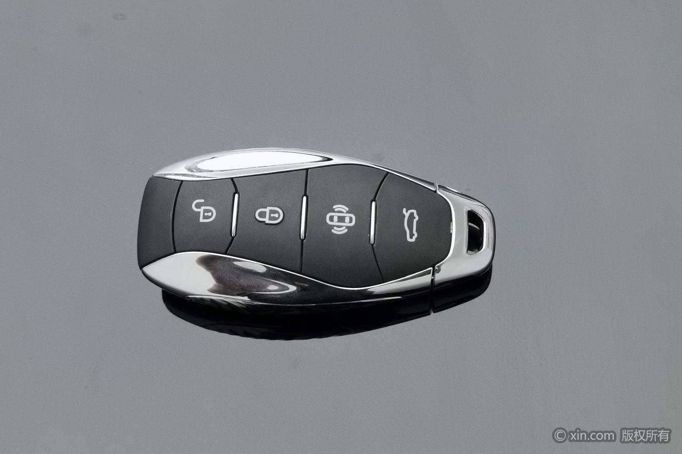 Hongqi H5 2024 2.0T AT