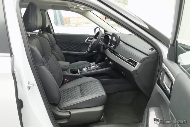 Mitsubishi Outlander 2023 1.5 T CVT 4 WD 7 — фото 10