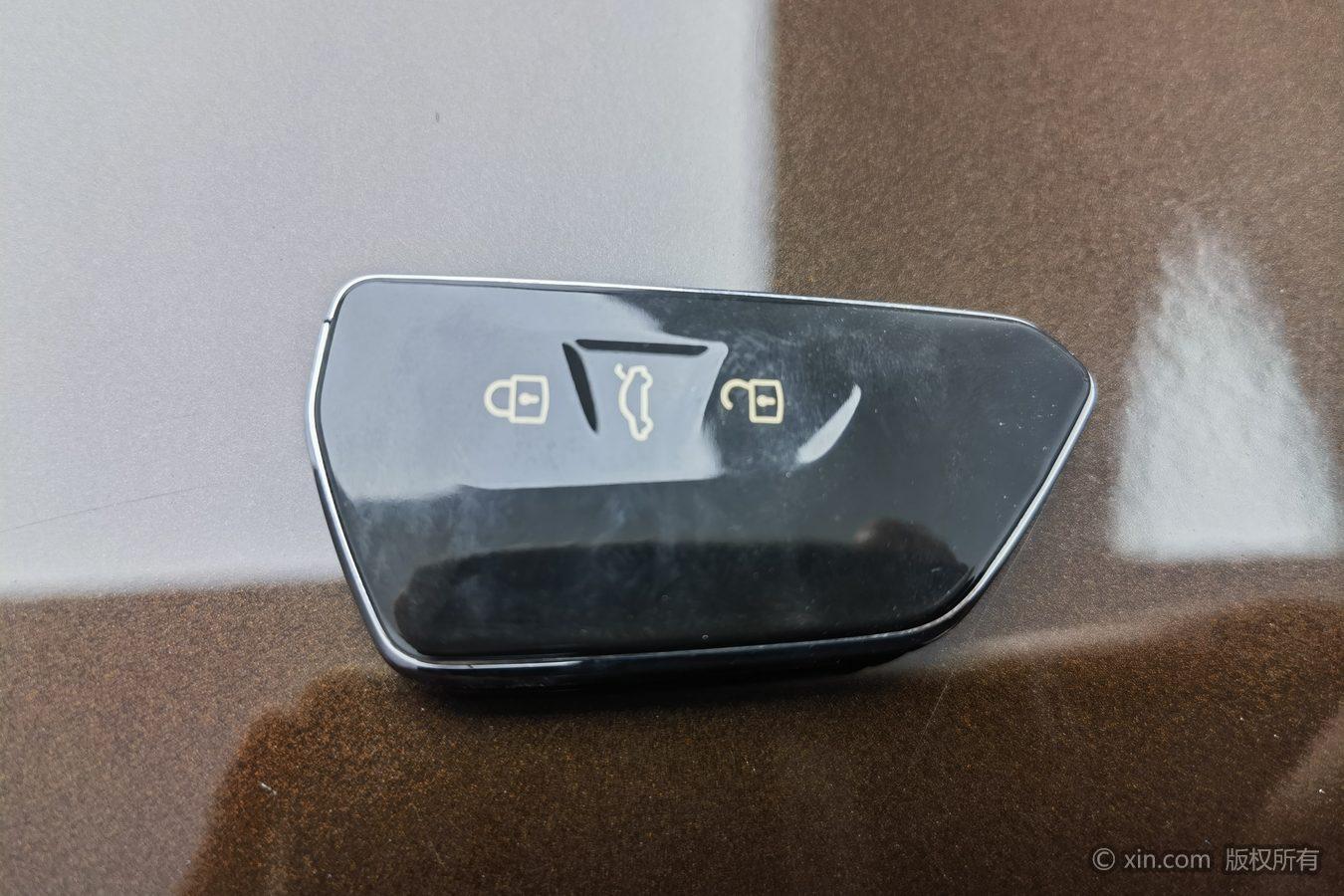 Volkswagen Viloran 2021 380TSI Luxury Pro