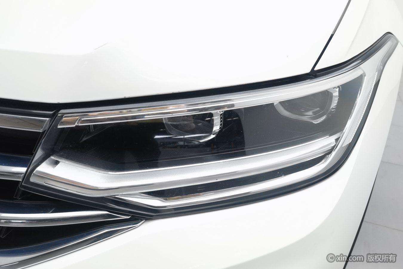 Volkswagen Tiguan L L 2022 330TSI AT R-Line