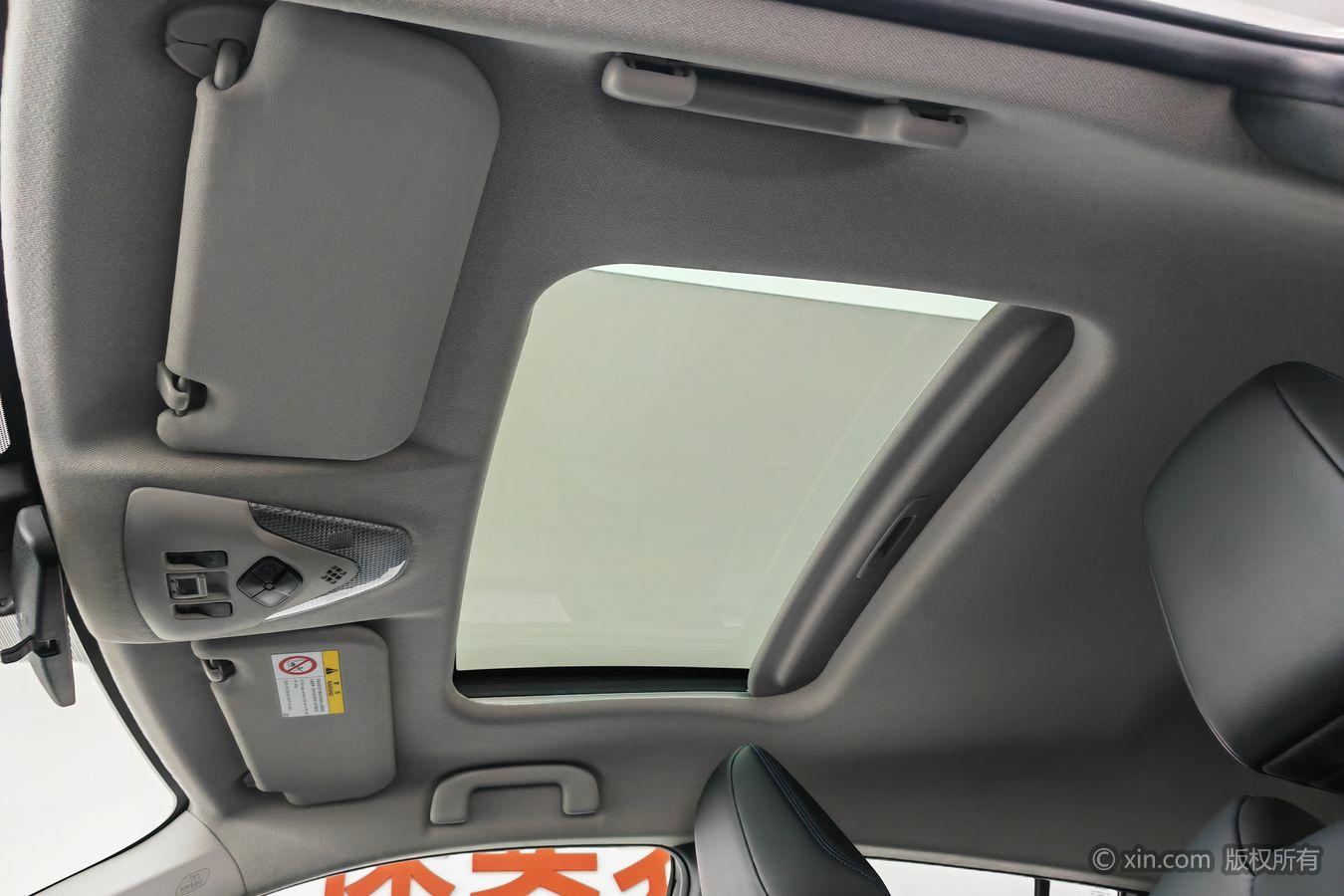 Toyota C-HR id 4439873 из Китая 23