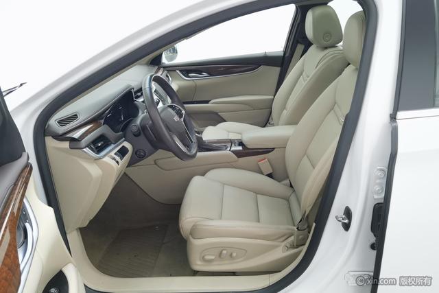 Cadillac XTS 2017 — фото 17