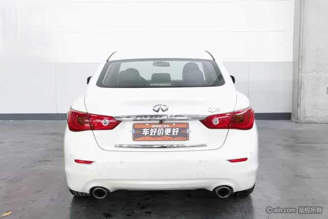 Infiniti Q50L 2015 2.0 T — фото 3