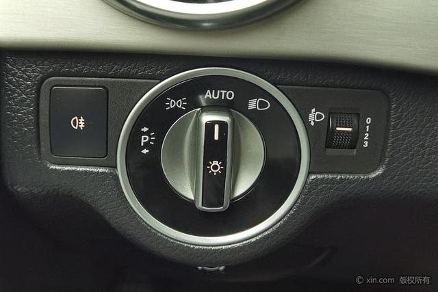 Mercedes-Benz GLK-Class 2015 GLK 260 4 MATIC — фото 16