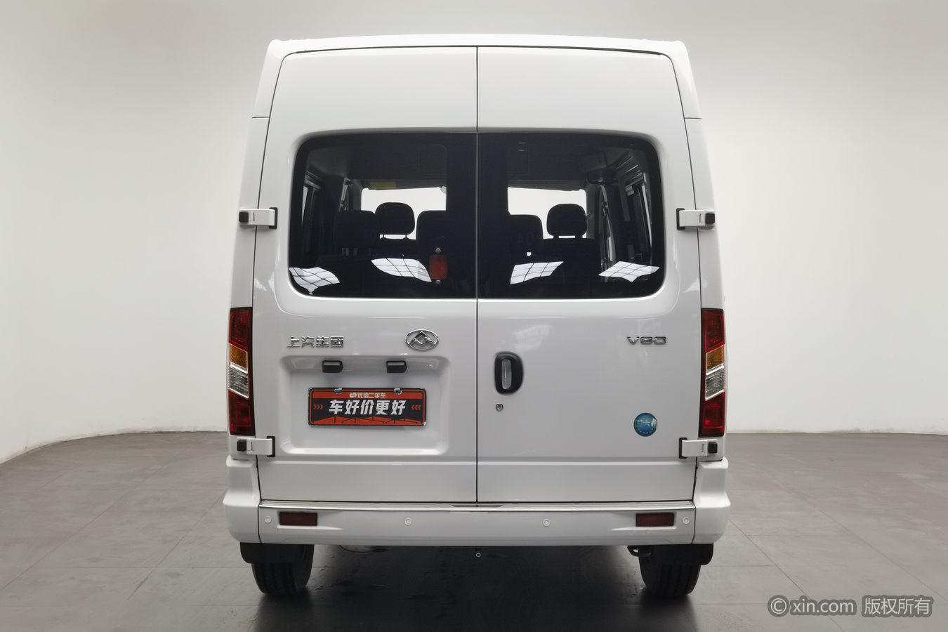 Maxus V80 2023 2.0T MT 5/6 мест