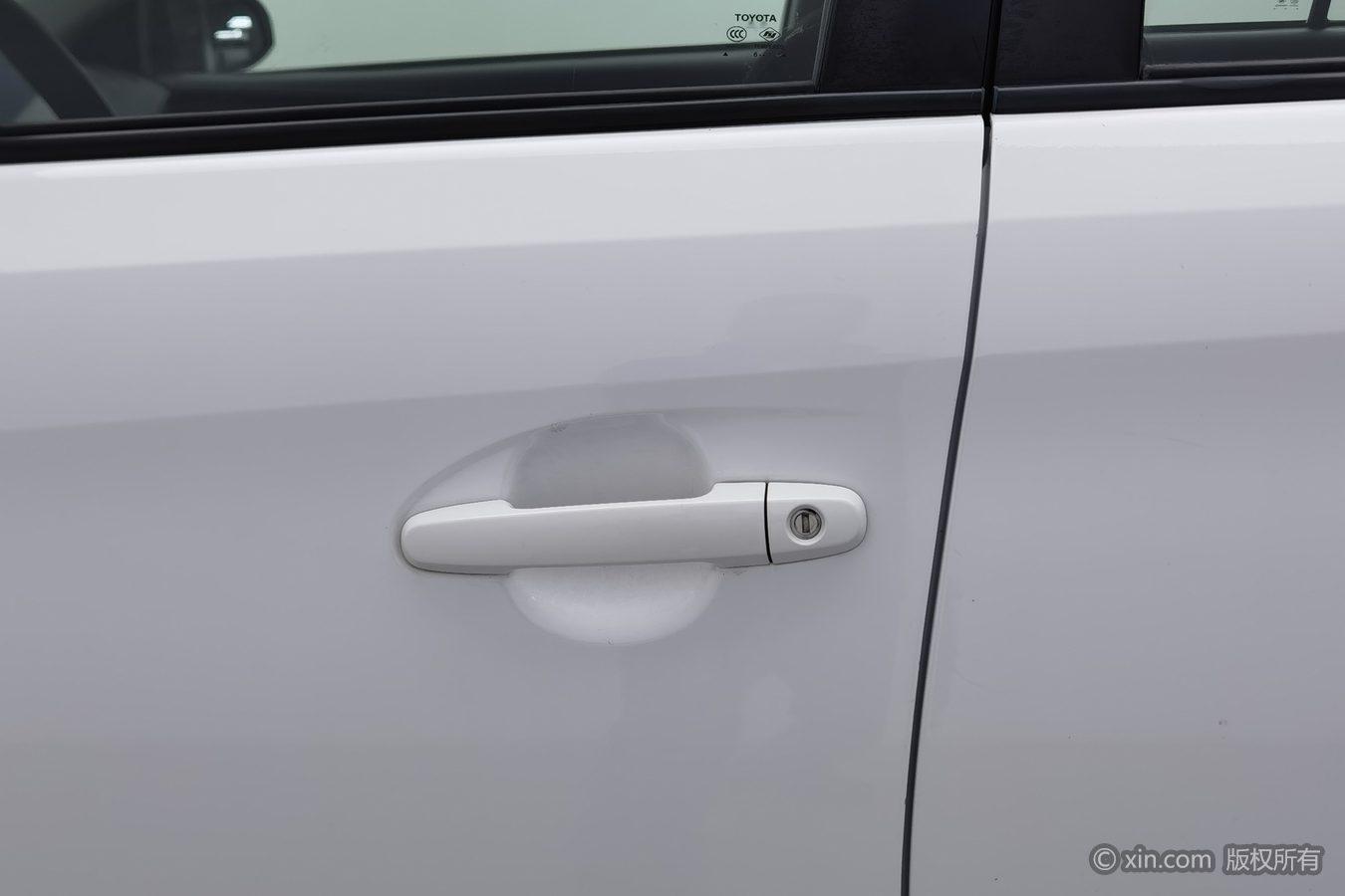 Toyota YARIS L Yaris L 2016 gai 1.3E МКПП mei dong ban