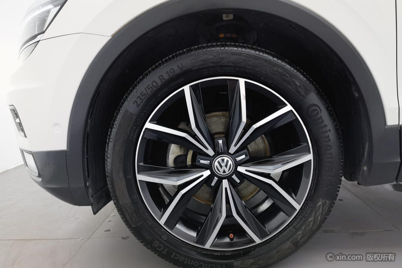 Volkswagen Tiguan L L 2017 330TSI AT Flagship