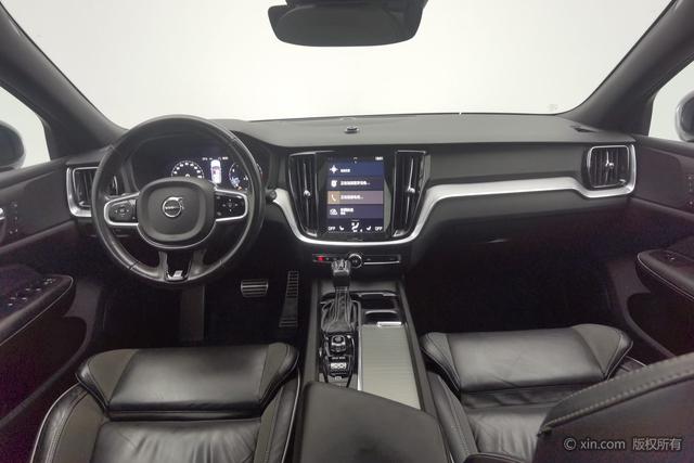 Volvo V60 2020 T 5 — фото 13