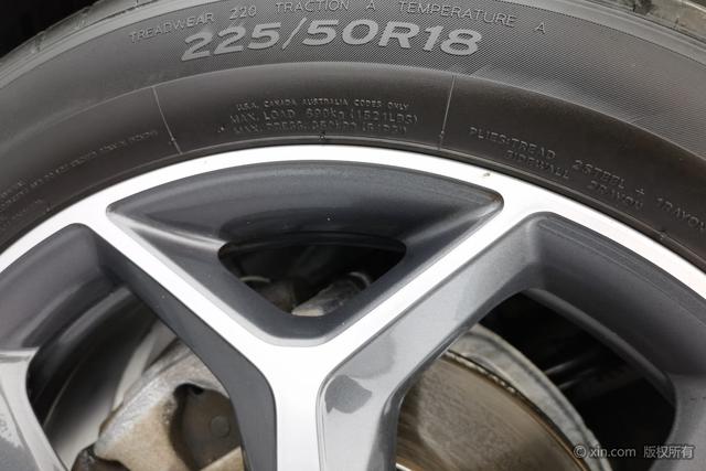 BMW X2 2019 s Drive 20i M VI — фото 9