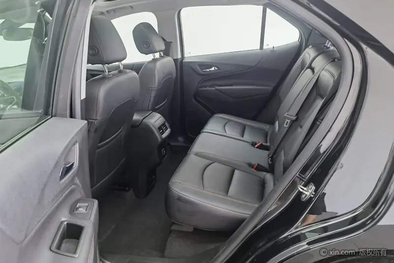 Chevrolet Equinox Redline 550 T AT 4 WDRS VI — фото 13