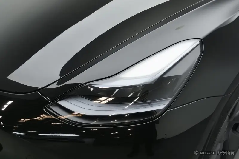 Tesla Model 3 задний привод — фото 4