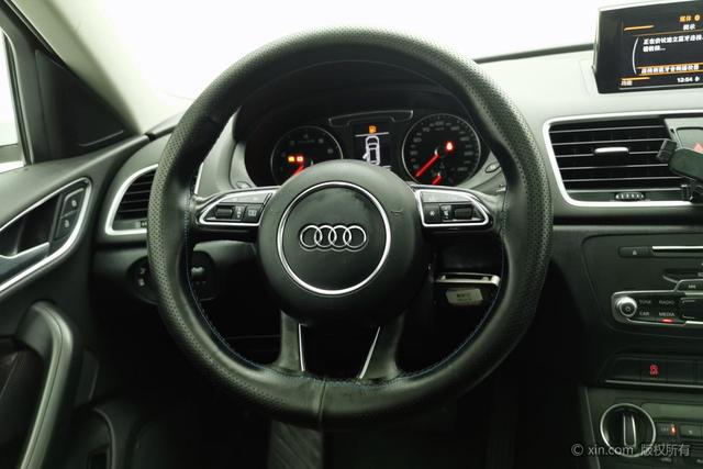 Audi Q3 2018 30 TFSI — фото 14