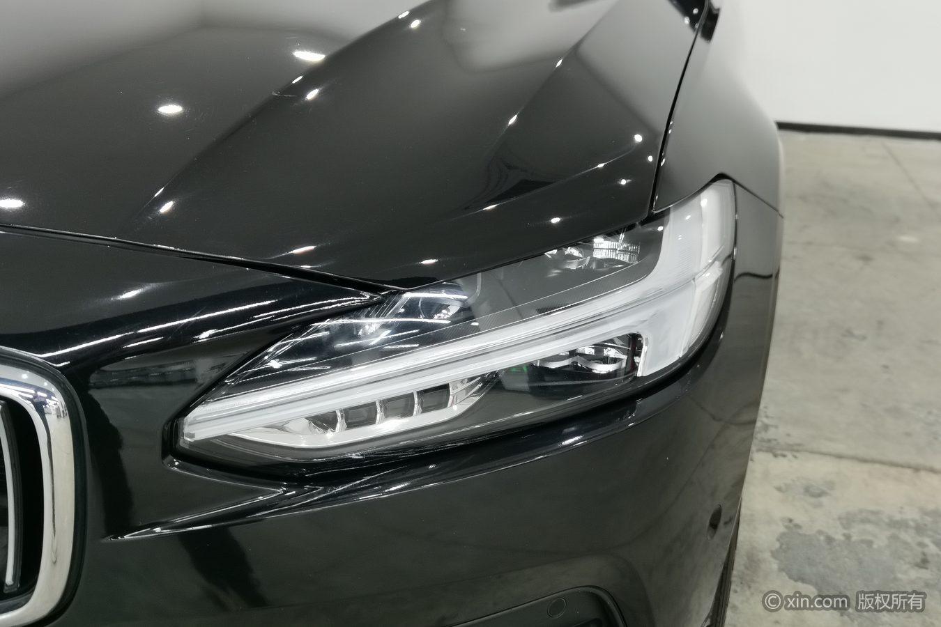 Volvo S90 2018 T4