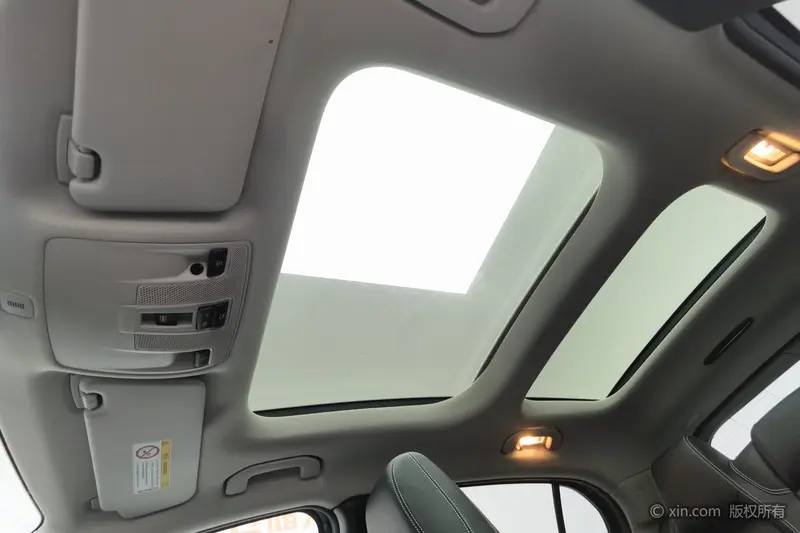 Mercedes-Benz GLA 200 стиль — фото 15