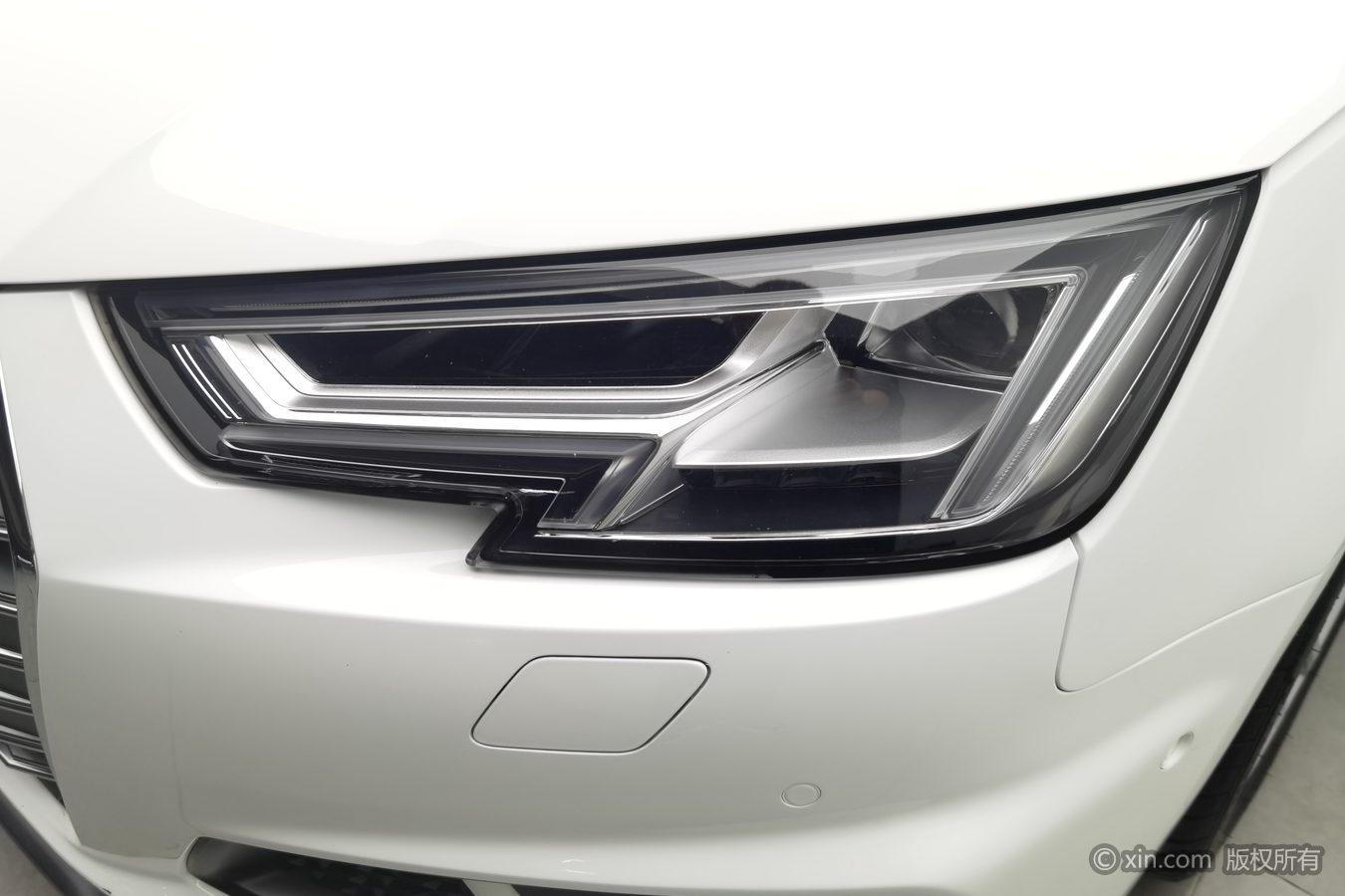 Audi A4L 2019 40 TFSI Fashion VI