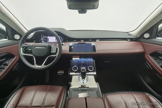 Land Rover Range Rover Evoque 2023 L 249 PS R-Dynamic HSE — фото 13