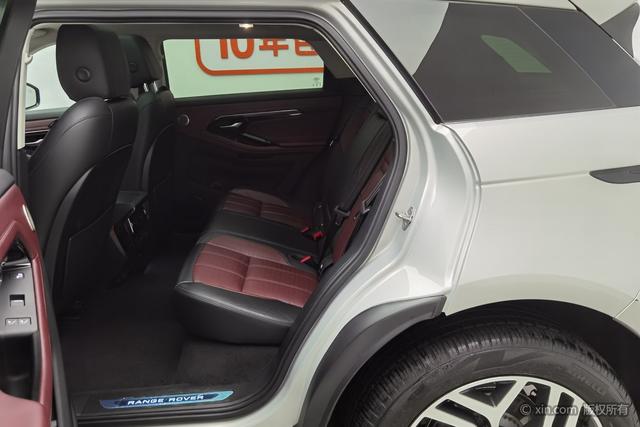 Land Rover Range Rover Evoque 2023 L 249 PS R-Dynamic HSE — фото 20
