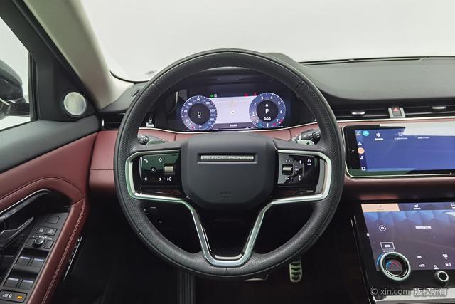 Land Rover Range Rover Evoque 2023 L 249 PS R-Dynamic HSE — фото 14
