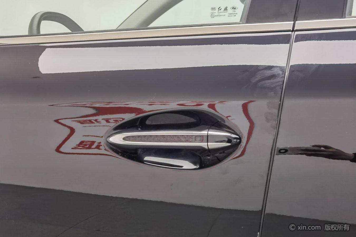 Hongqi HS5 2023 2.0T Pro