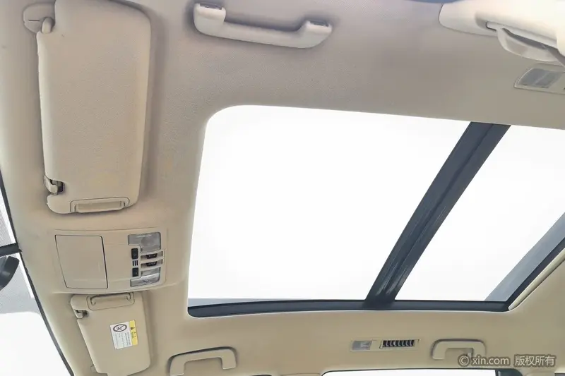 Toyota Highlander — фото 15
