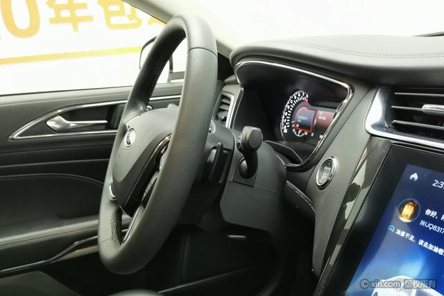 Ford Taurus 2019 Eco Boost 245 — фото 12