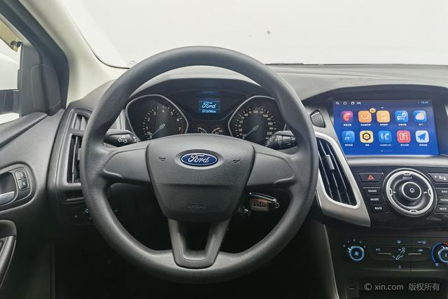 Ford Focus 2017 1.6 L MTComfort — фото 14