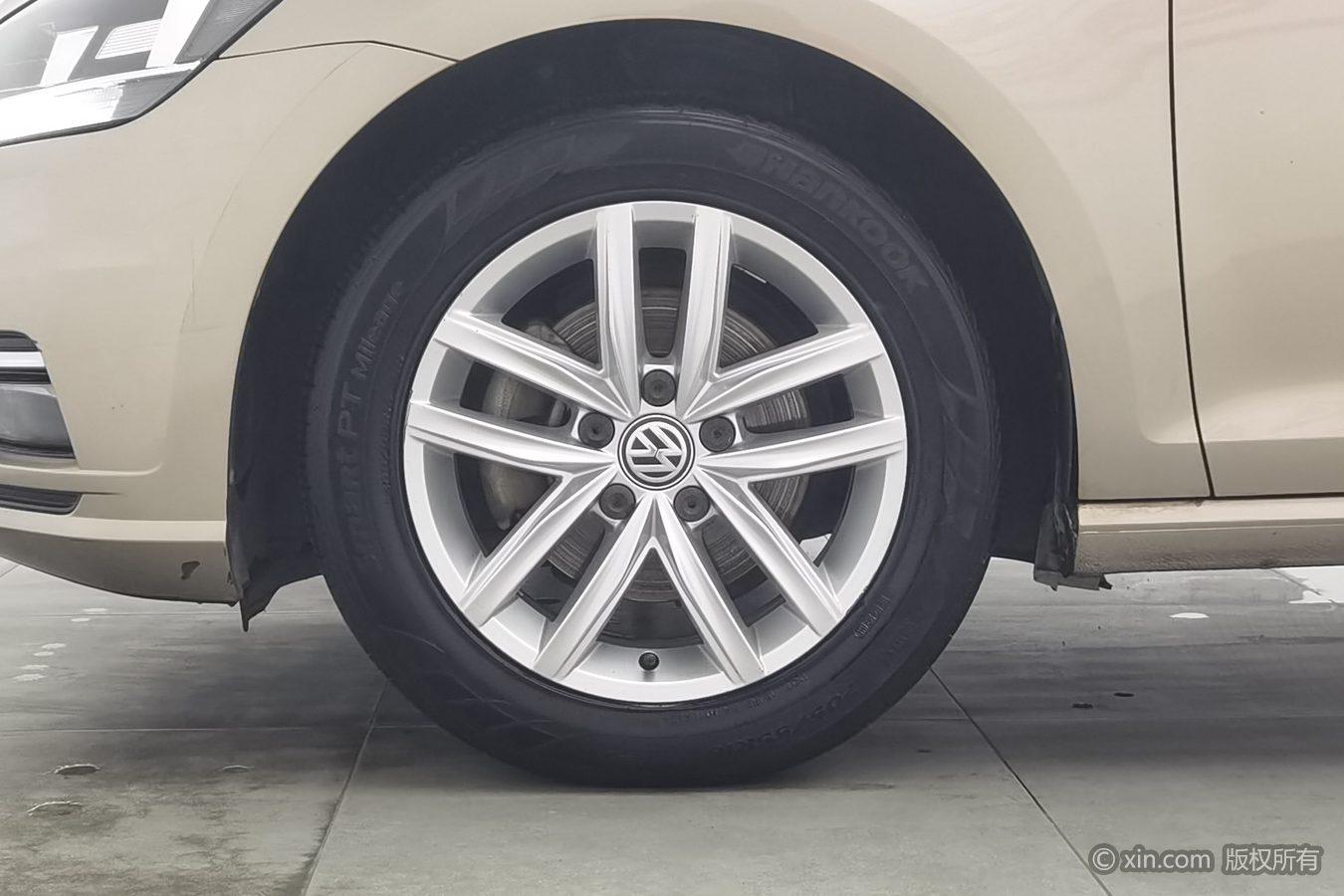 Volkswagen Golf 2018 230TSI AT Comfort