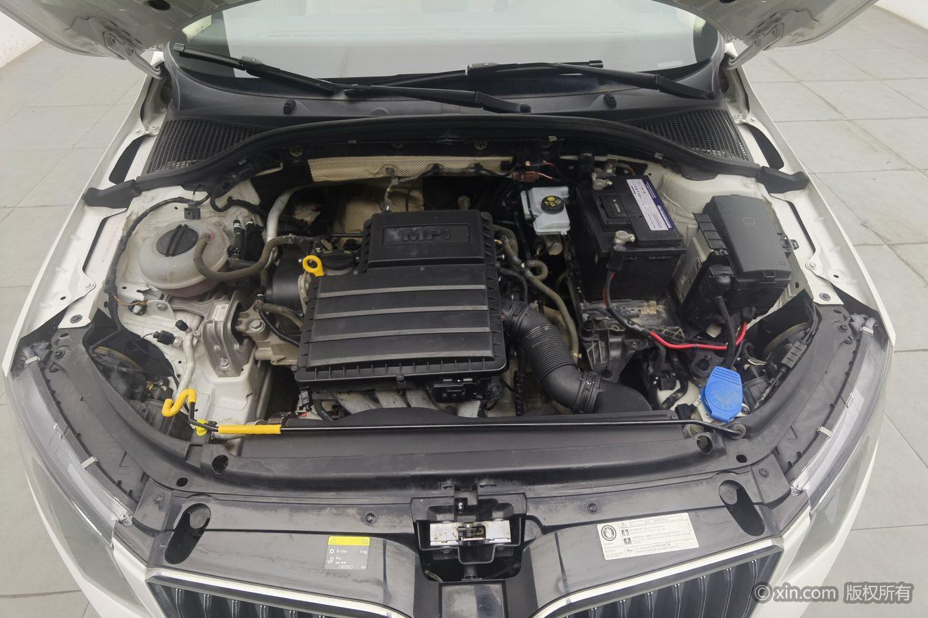 Skoda Octavia 2017 1.6L MT