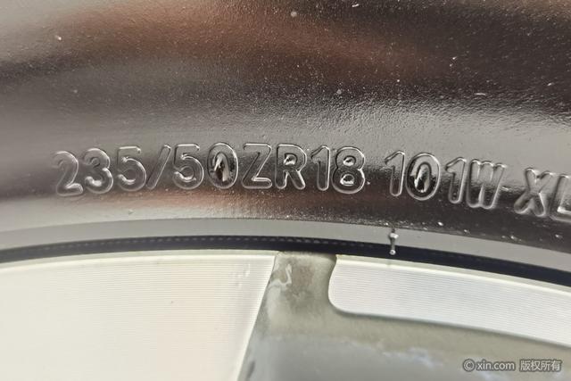 Lynk & Co 02 2019 2.0 T AT 2 WD Pro VI — фото 10