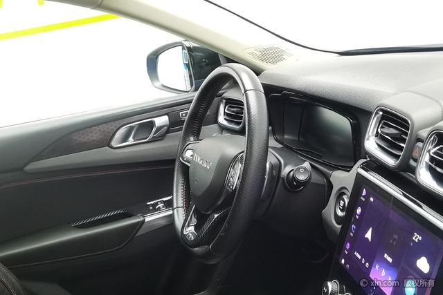 Lynk & Co 02 2019 2.0 T AT 2 WD Pro VI — фото 16