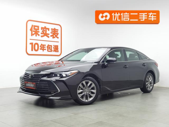 Toyota Avalon 2019 года выпуска