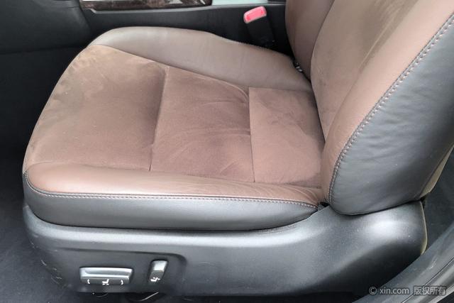 Toyota Camry 2016 2.5 G — фото 18