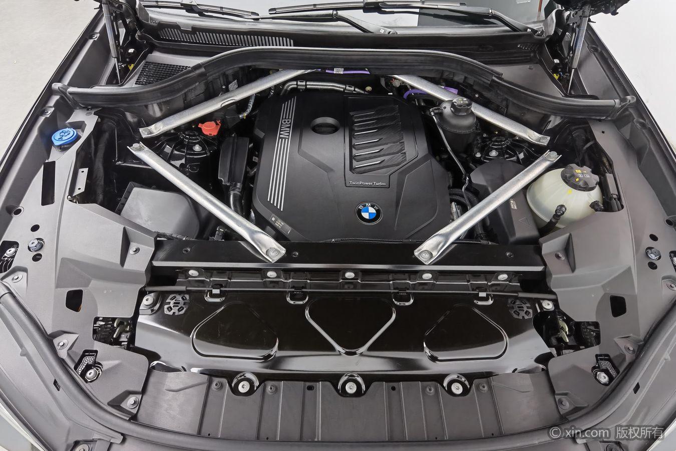 BMW X5 2022 xDrive 40Li M Sport