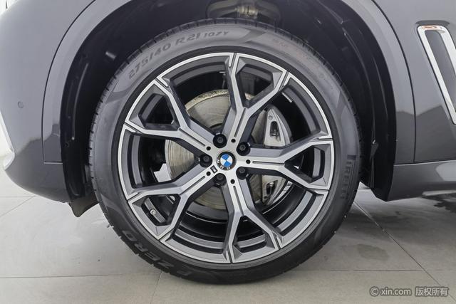 BMW X5 2022 x Drive 40 Li M — фото 12