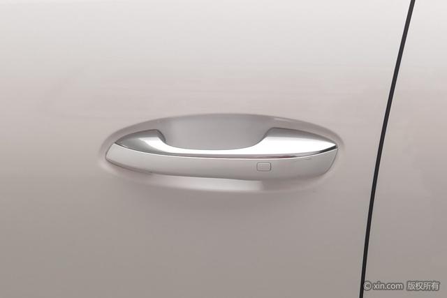 Denza X PHEV 2020 2.0 T — фото 9