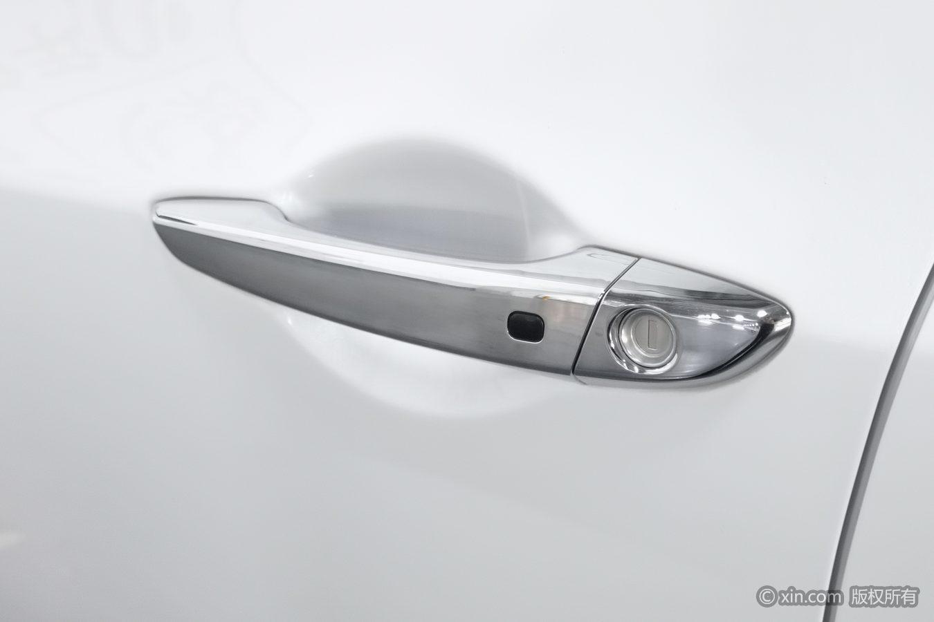 Hyundai Mistra 2014 1.8L AT Luxury DLX