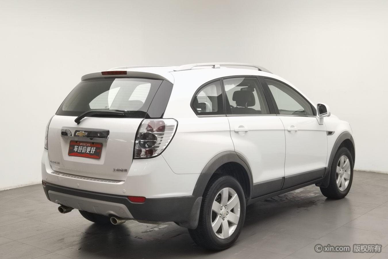 Chevrolet Captiva 2012 2.4L 5 мест