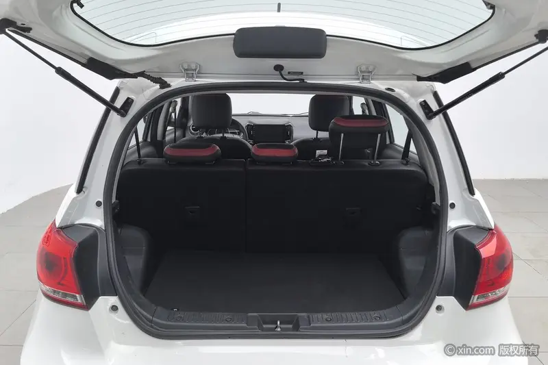 Haval H1 — фото 17