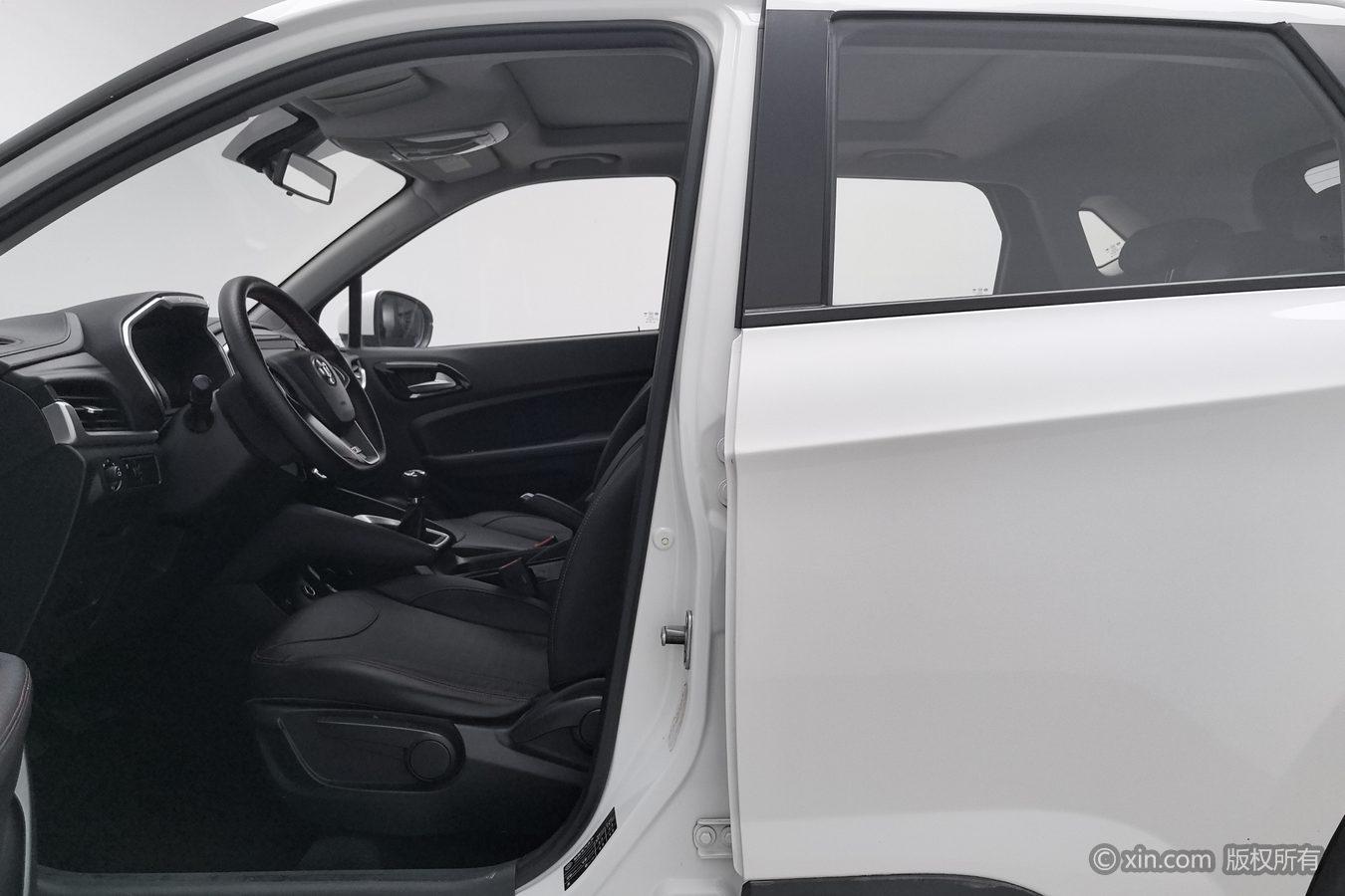 Brilliance V3 2020 1.6L МКПП zhi neng xing kong ban