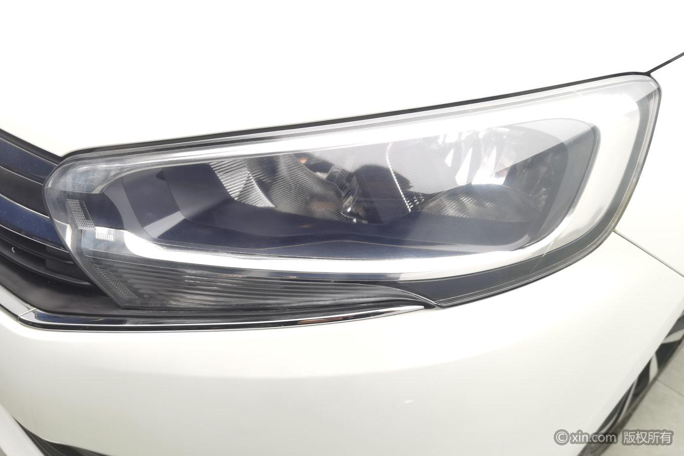 Citroen C4 2016 1.6L MT Luxury