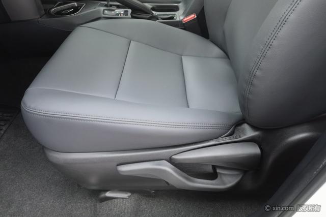 Toyota RAV4 2019 2.0 L CVT 2 WD X V — фото 18
