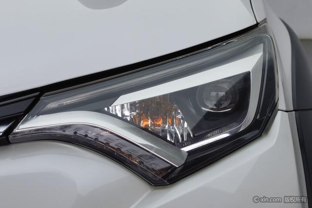 Toyota RAV4 2019 2.0 L CVT 2 WD X V — фото 7